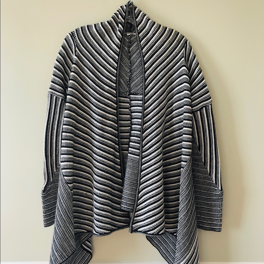BB Dakota Black/White Striped Cardigan